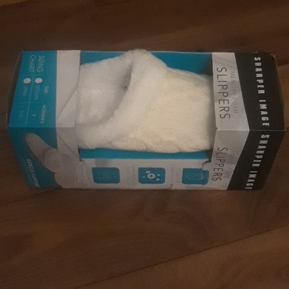 🆕️Sharper image memory foam slippers